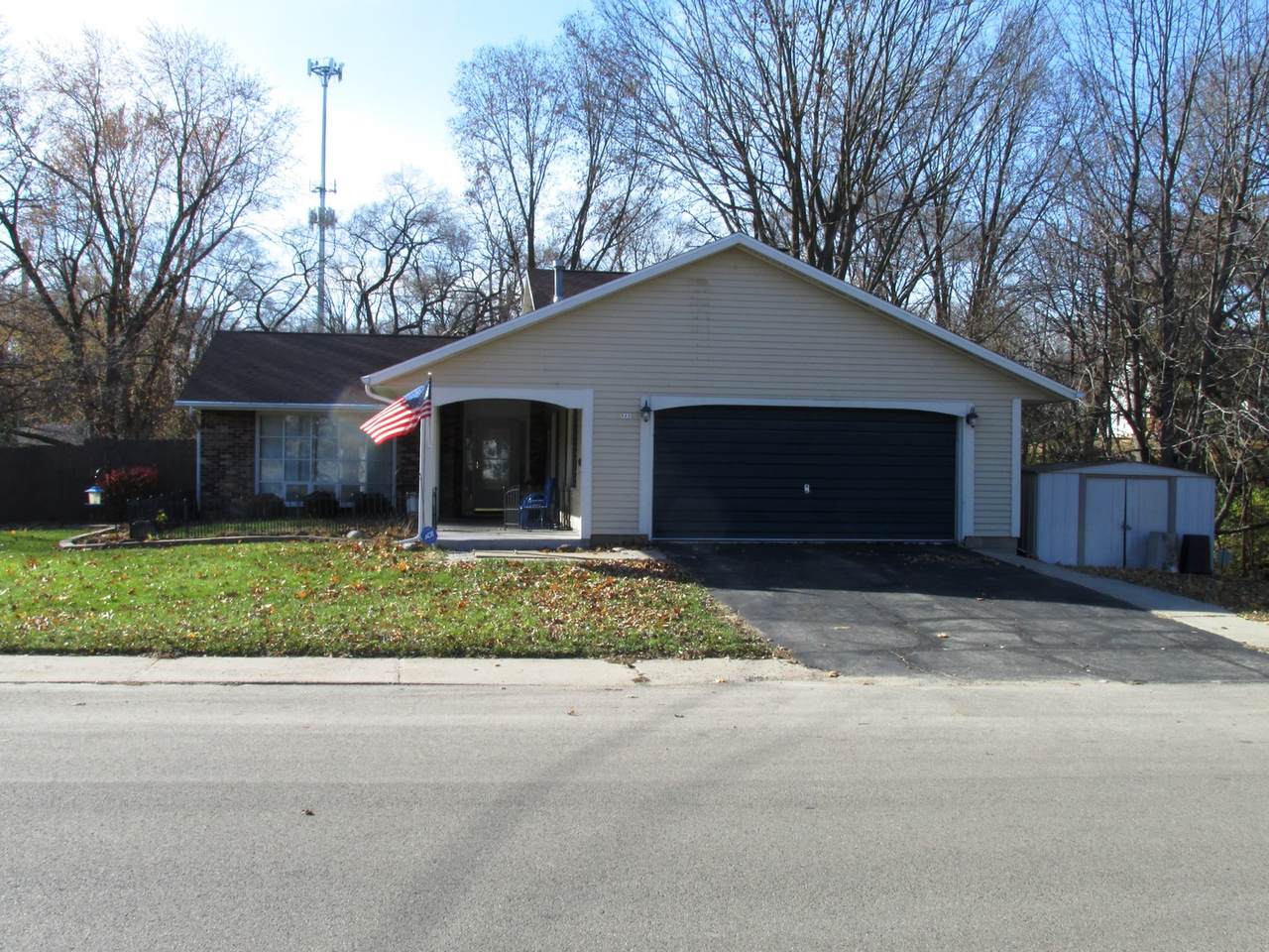 511 Madison Avenue - Photo 1