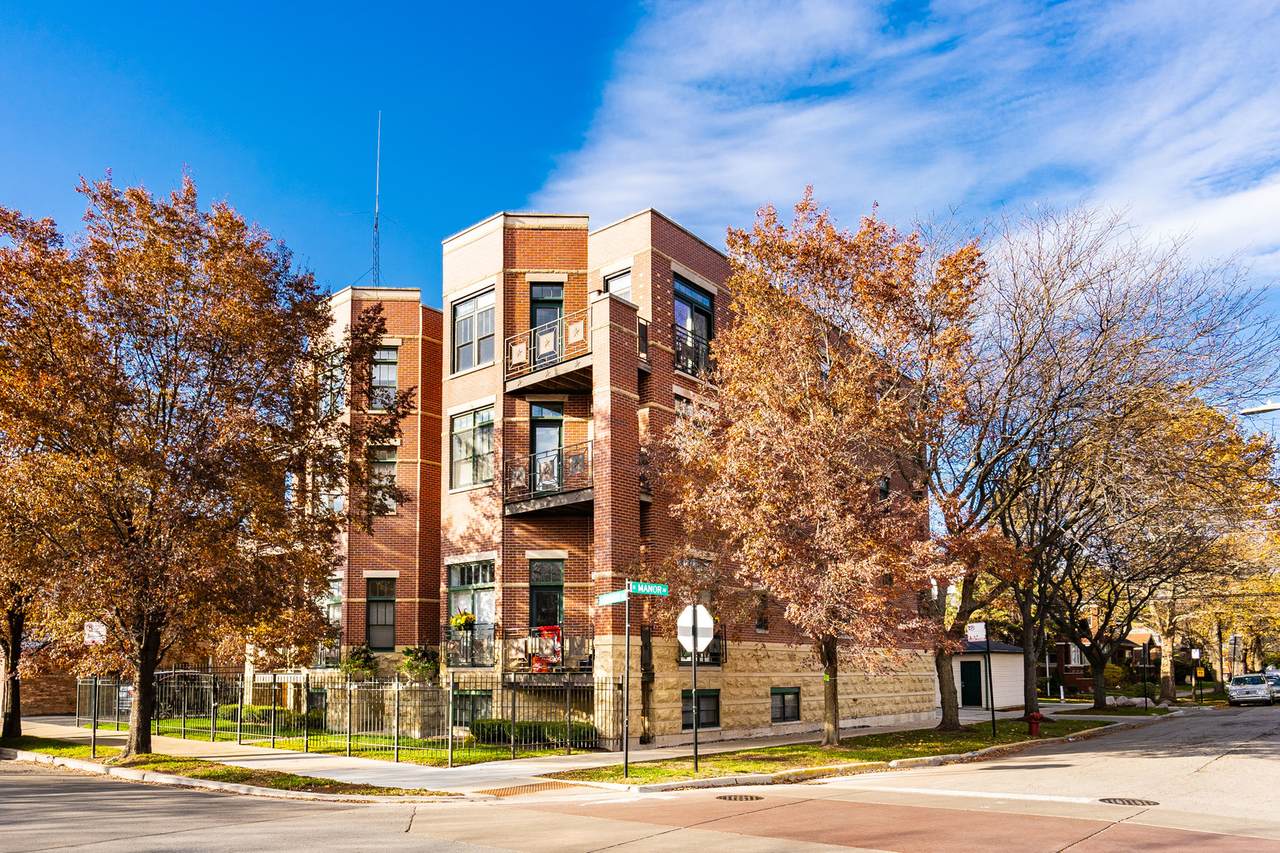 2736 Montrose Avenue - Photo 1