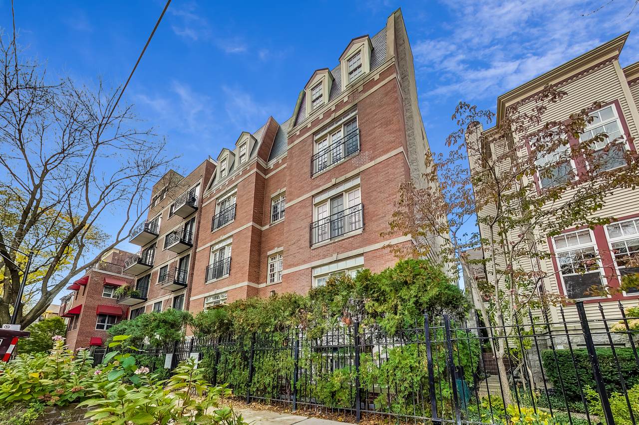 1450 North Park Avenue - Photo 1