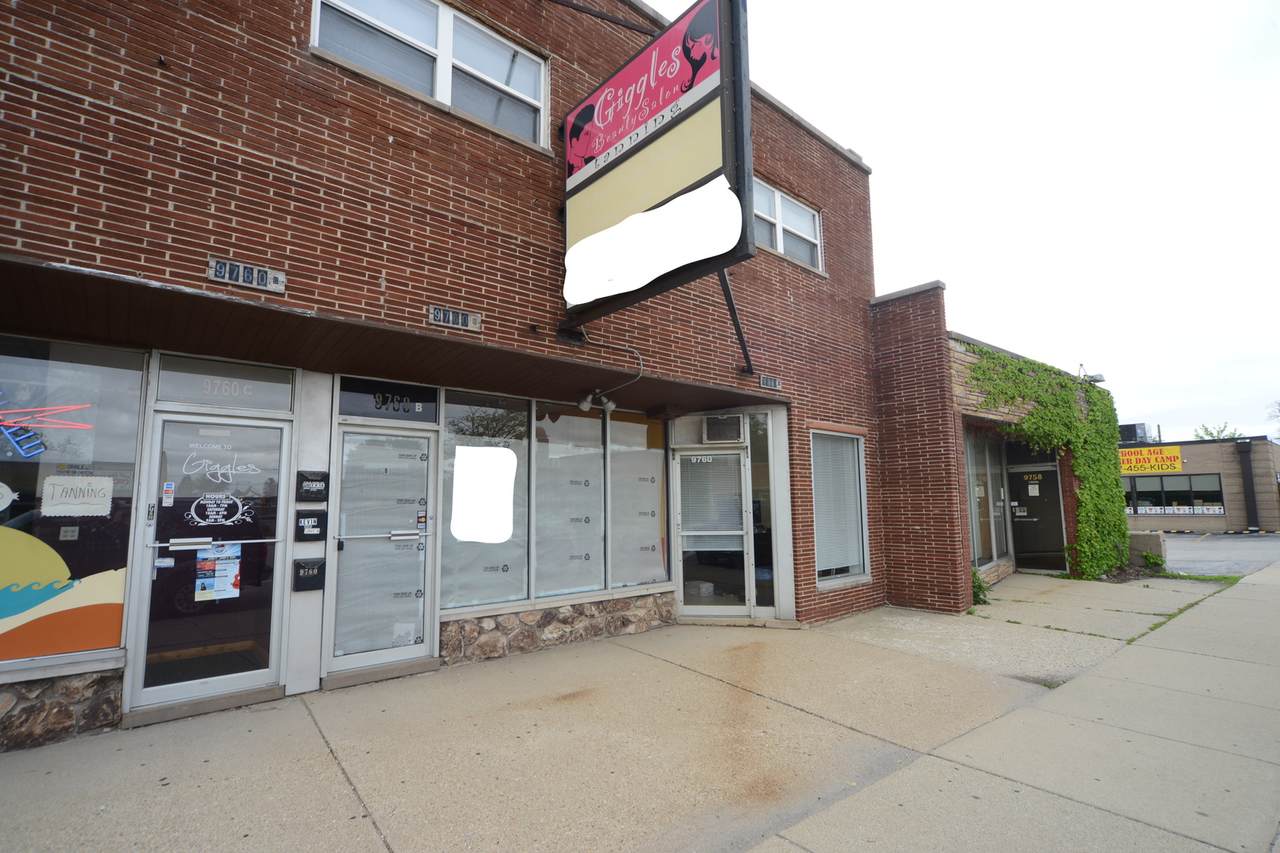 9760 Grand Avenue - Photo 1