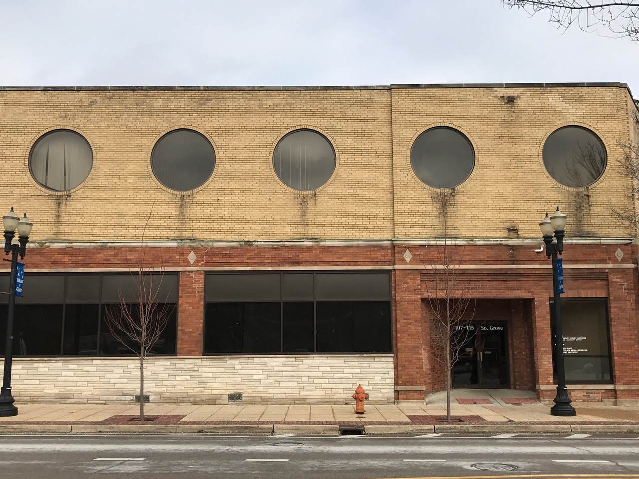 115 Grove Avenue - Photo 1