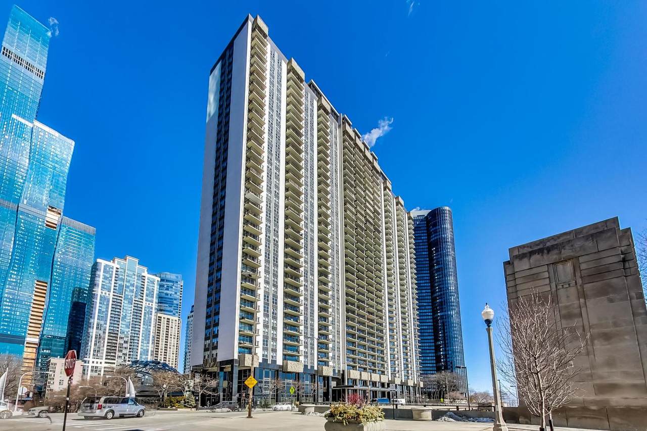 400 Randolph Street - Photo 1