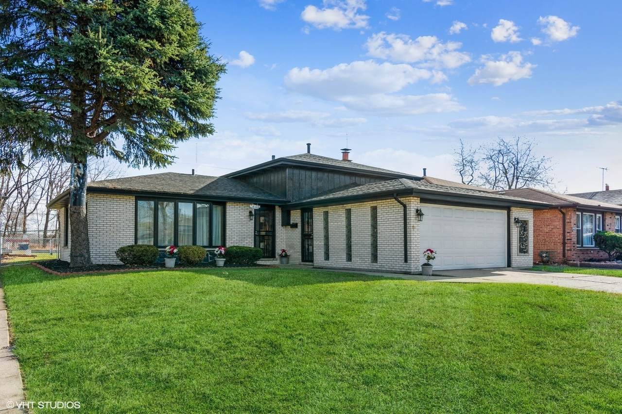 14101 Manistee Avenue - Photo 1