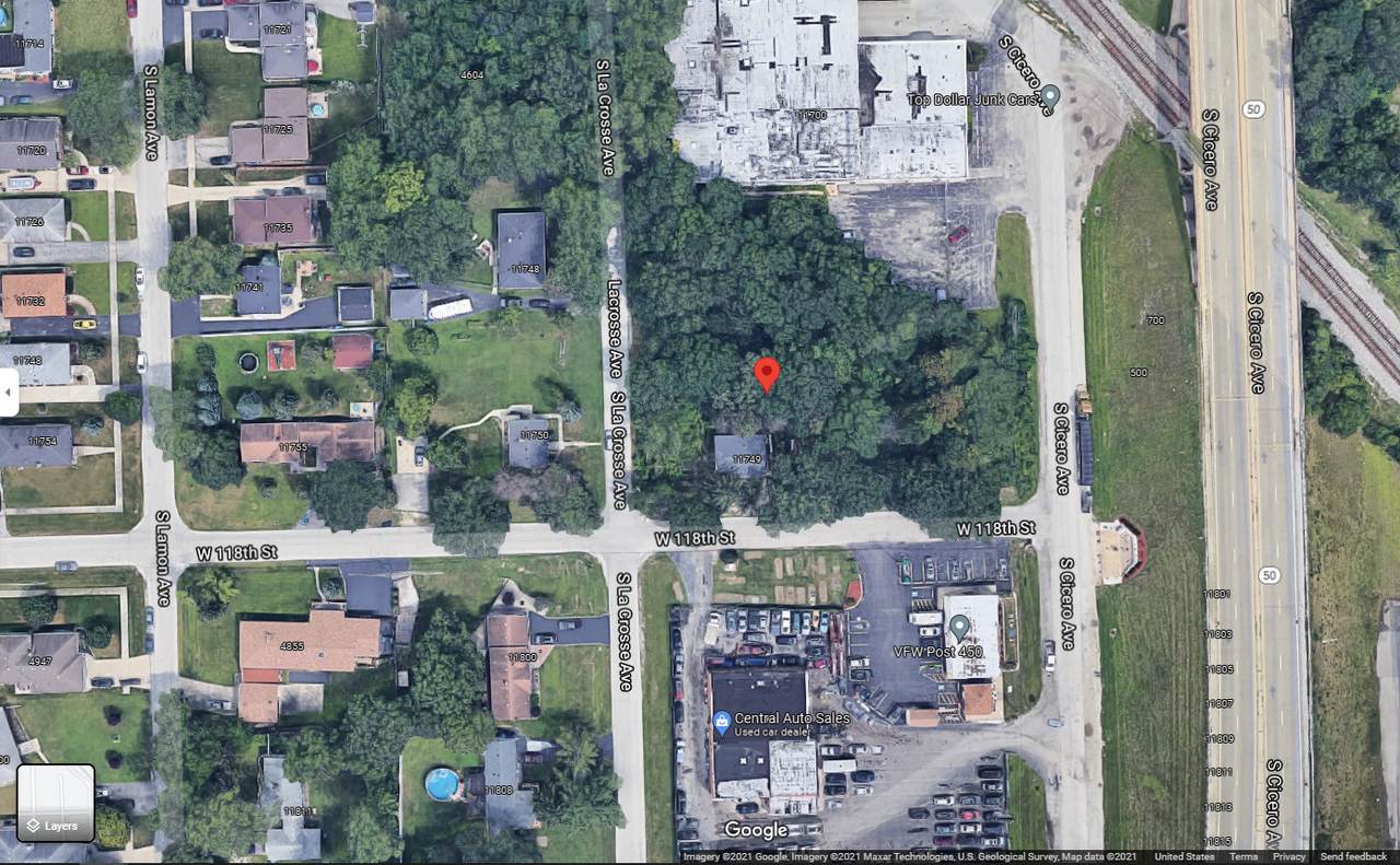 11743 La Crosse Avenue - Photo 1