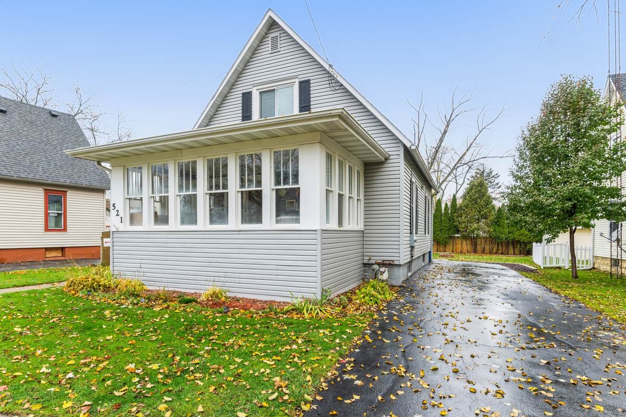 521 4th Street - Photo 1