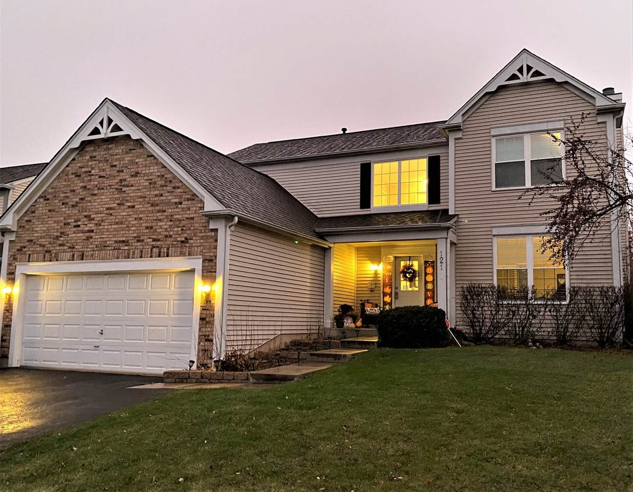 121 Oakton Lane - Photo 1