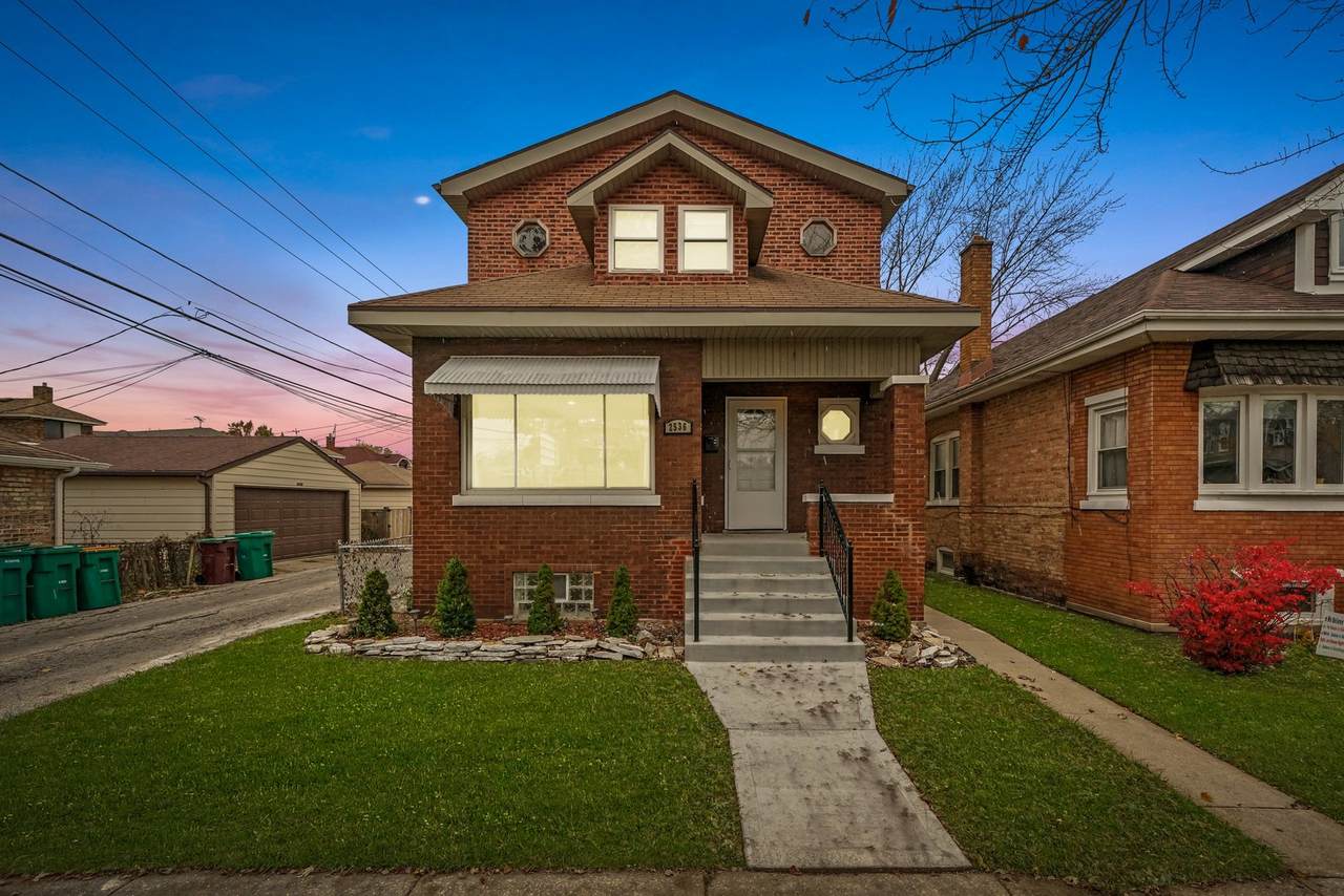 2536 Clinton Avenue - Photo 1