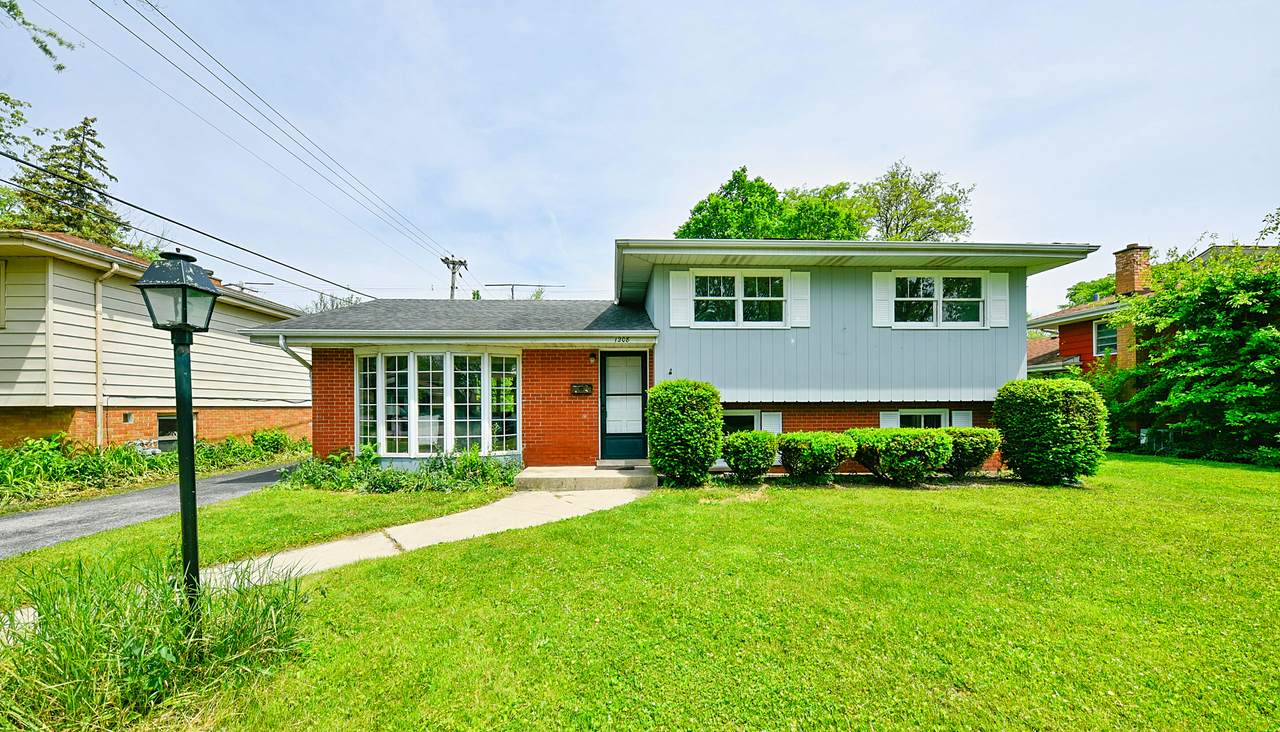 1208 Evergreen Road - Photo 1