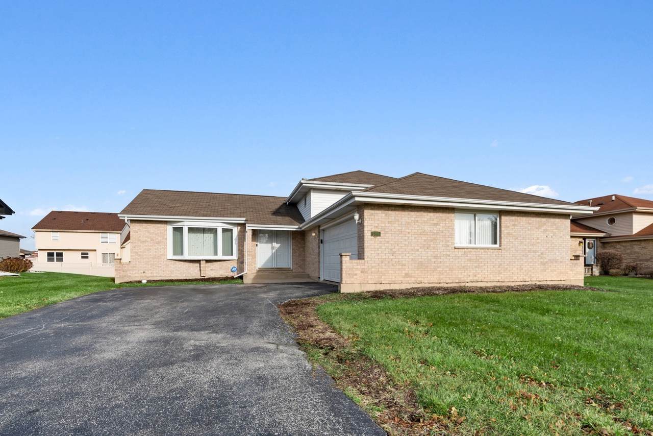 5214 Southwind Drive - Photo 1
