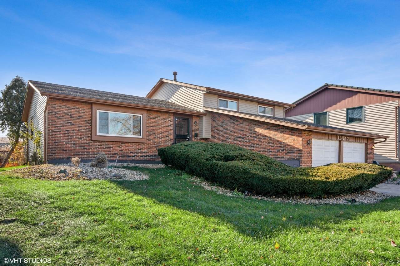 16512 Prairie Avenue - Photo 1