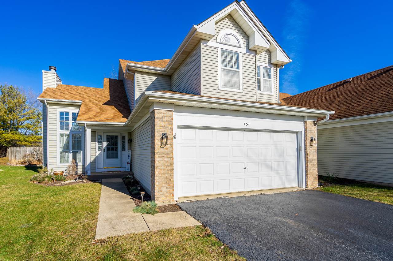 451 Prairieview Drive - Photo 1