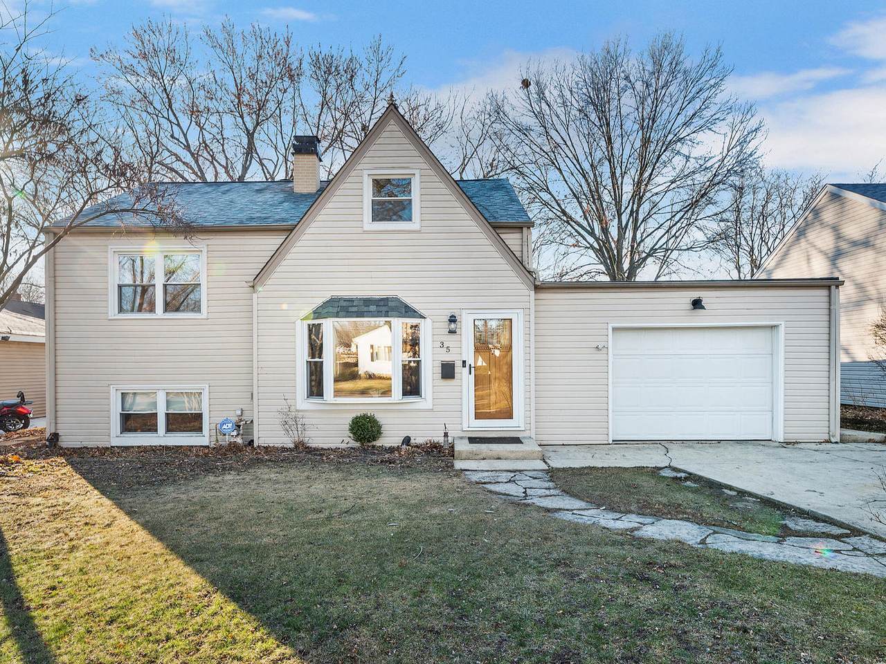 35 Crystal Avenue - Photo 1