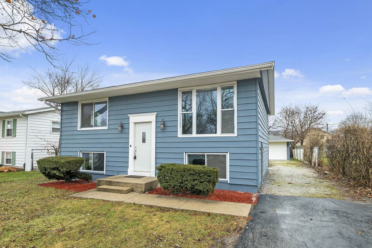 16823 Highview Avenue - Photo 1
