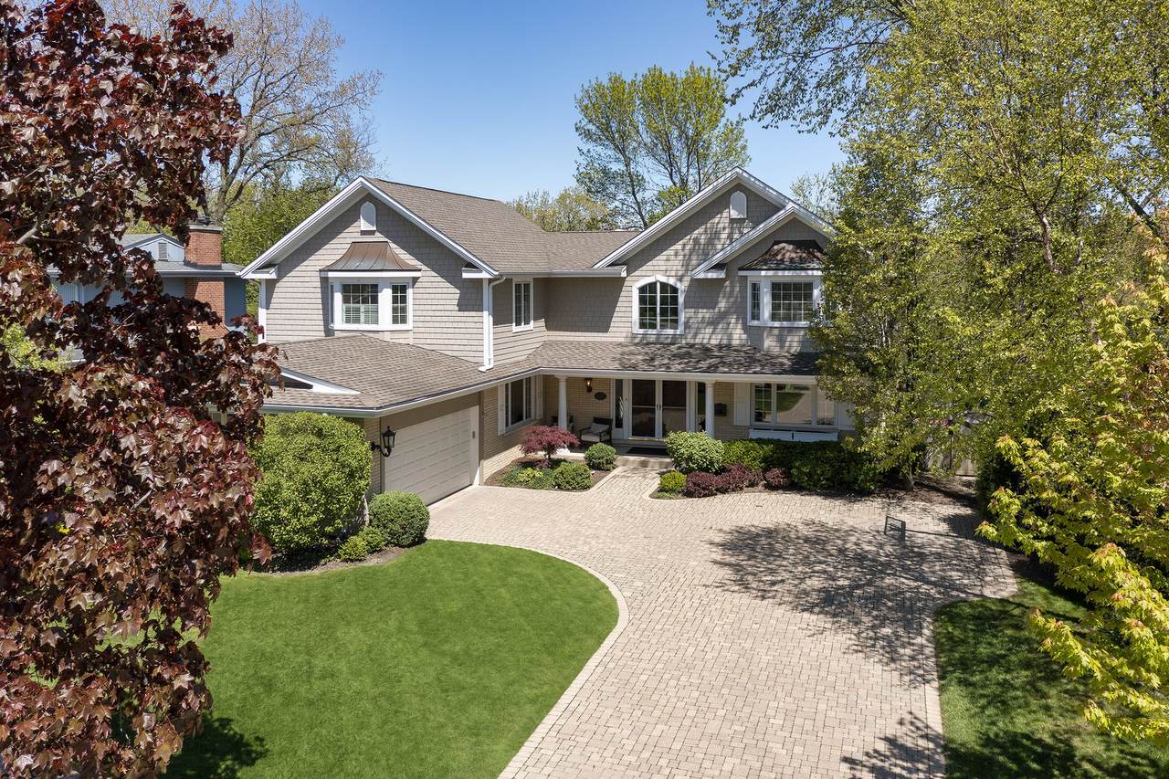 820 Warwick Road - Photo 1