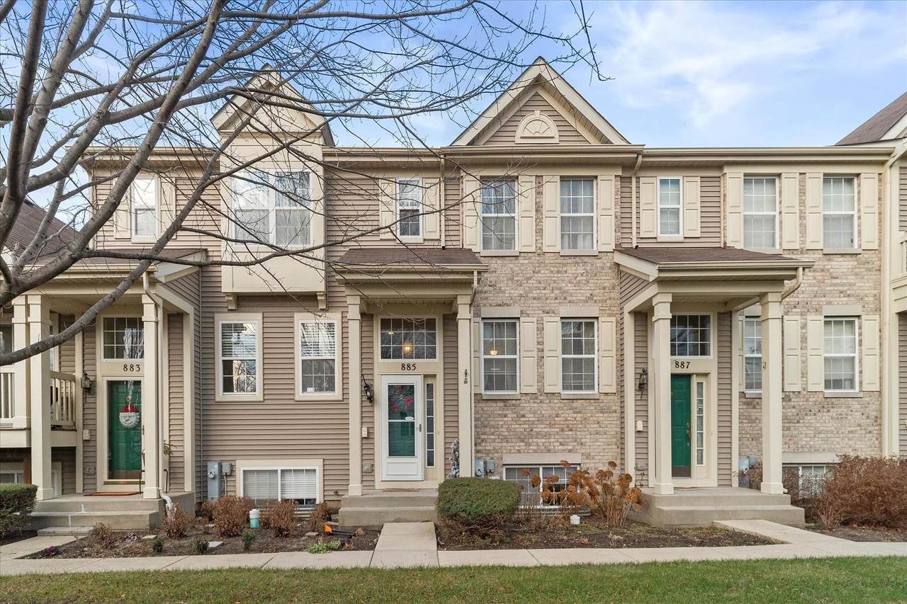 885 Emerald Drive - Photo 1