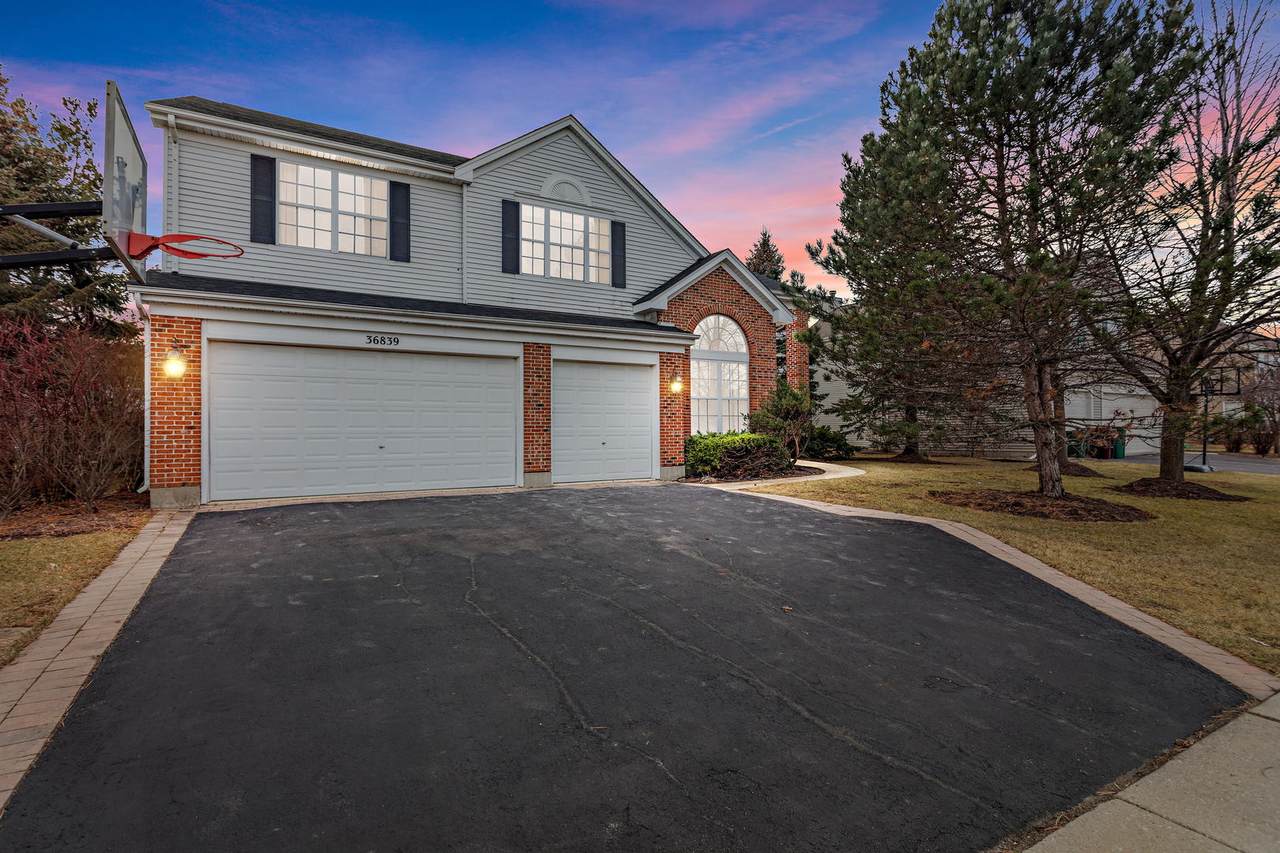 36839 Deer Trail Drive - Photo 1