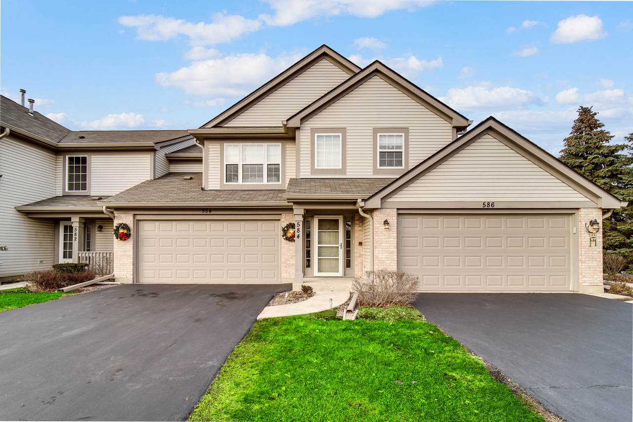 584 Brighton Court - Photo 1