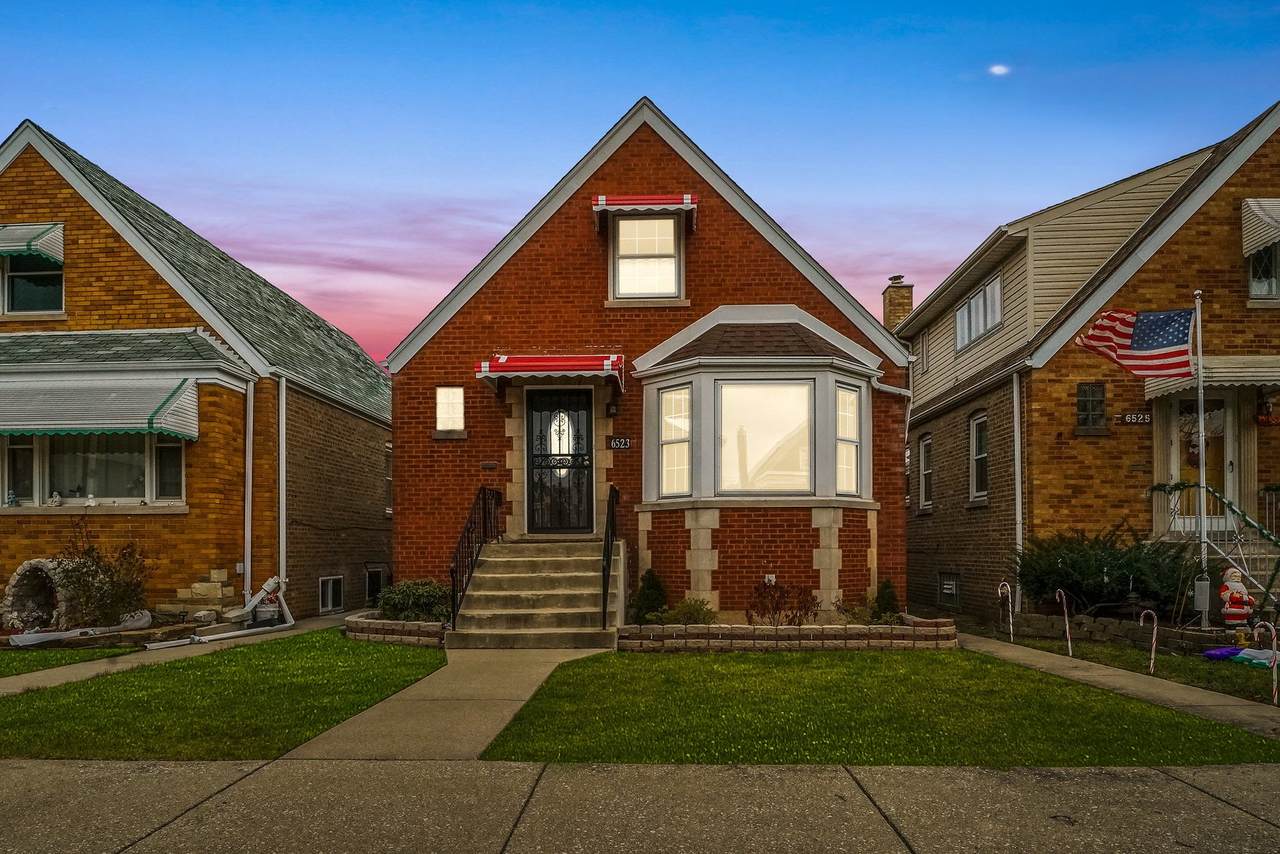 6523 Kostner Avenue - Photo 1