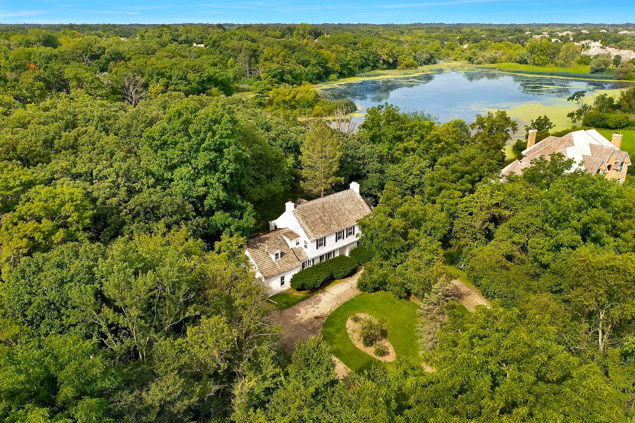3721 Deerwood Drive - Photo 1
