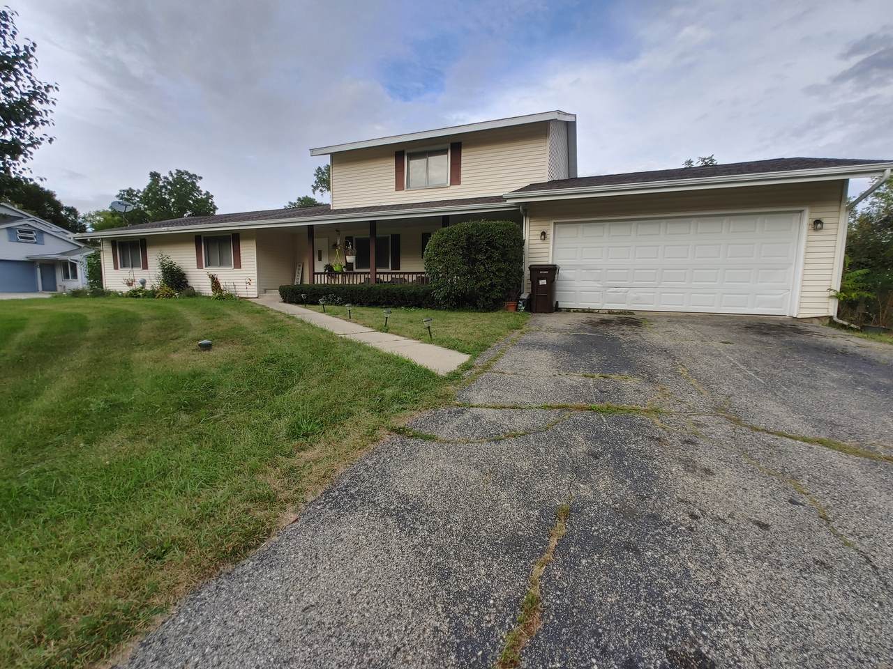 1960 Valencia Drive - Photo 1
