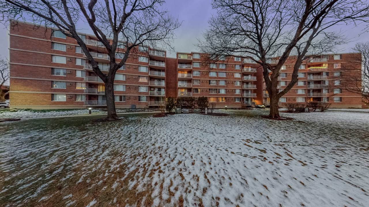 2211 Stewart Avenue - Photo 1