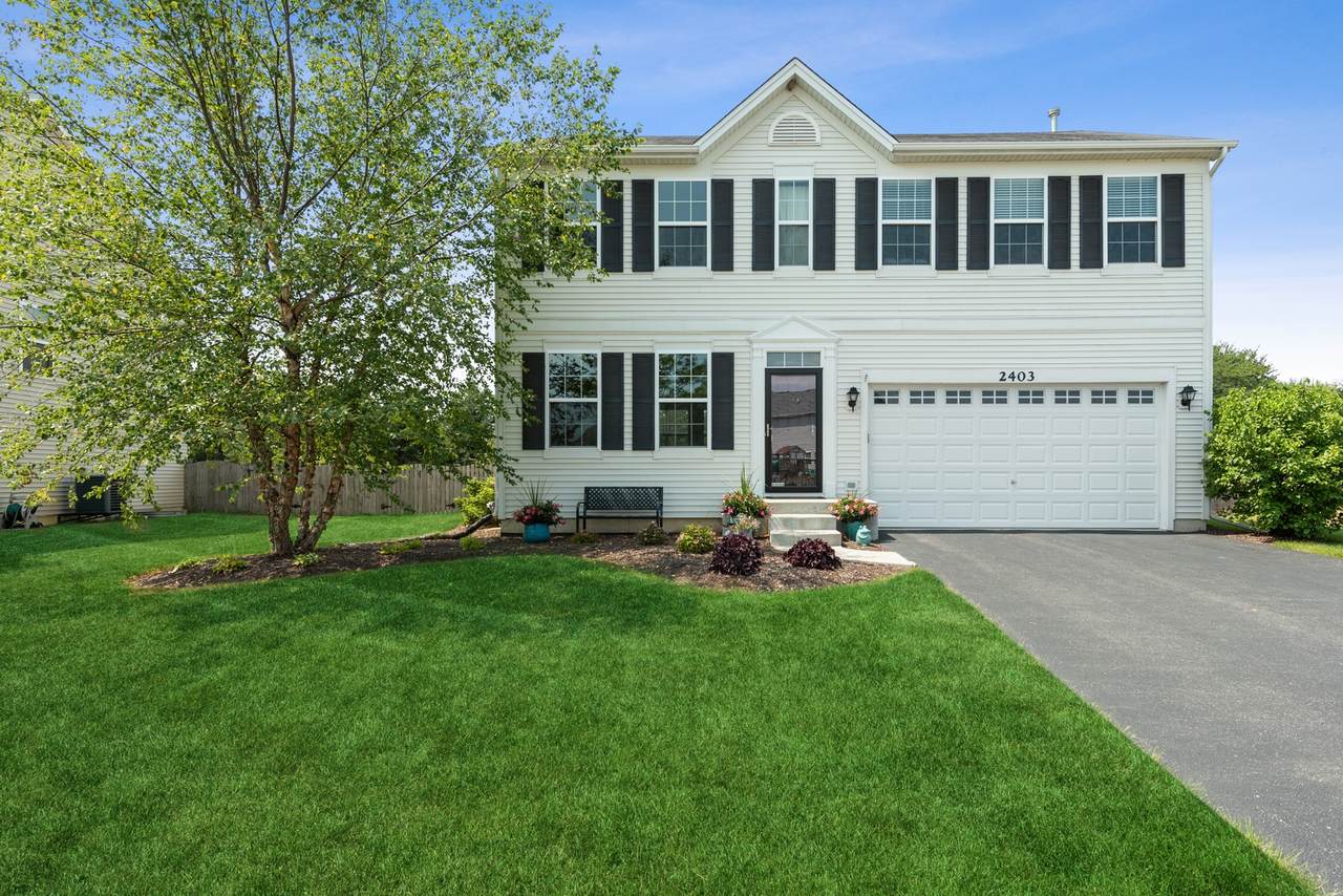 2403 Goldenrod Way - Photo 1