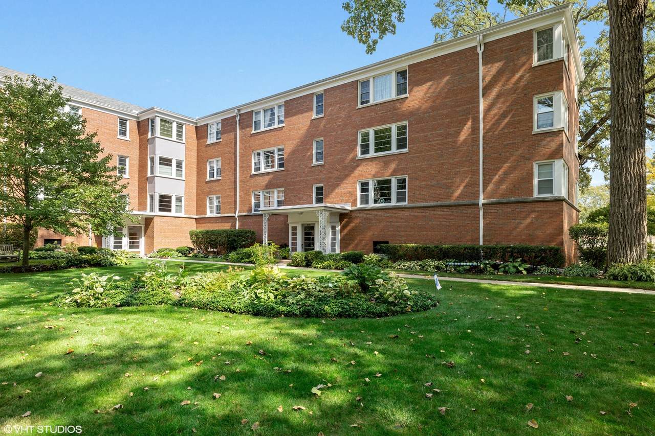 402 Laurel Avenue - Photo 1