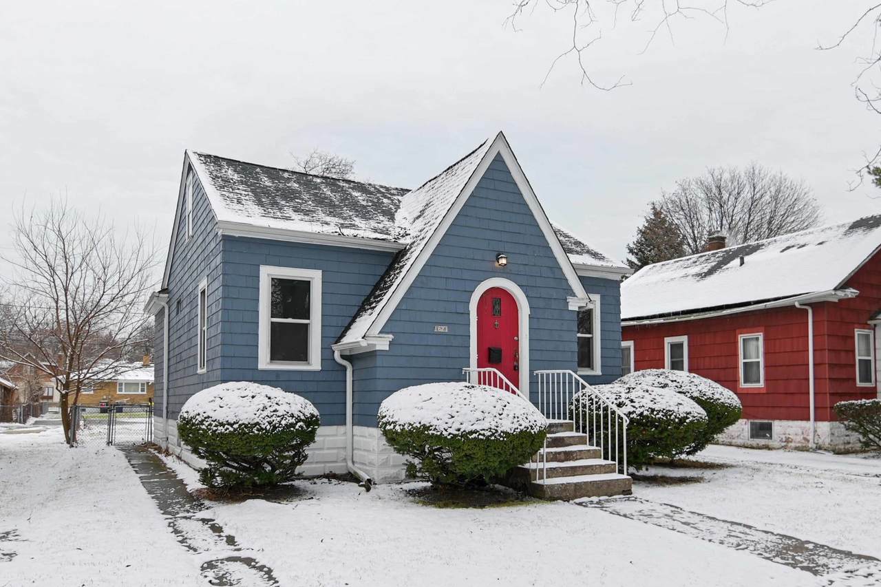 1621 Jackson Street - Photo 1