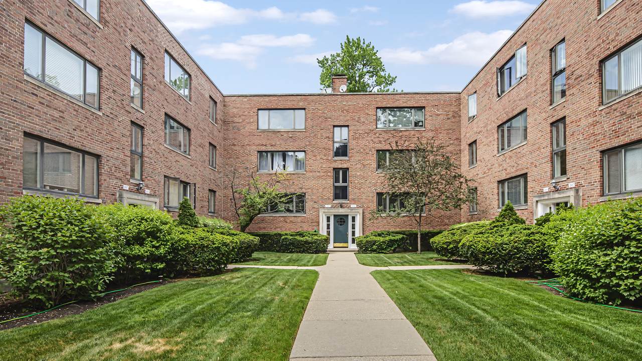2613 Central Street - Photo 1