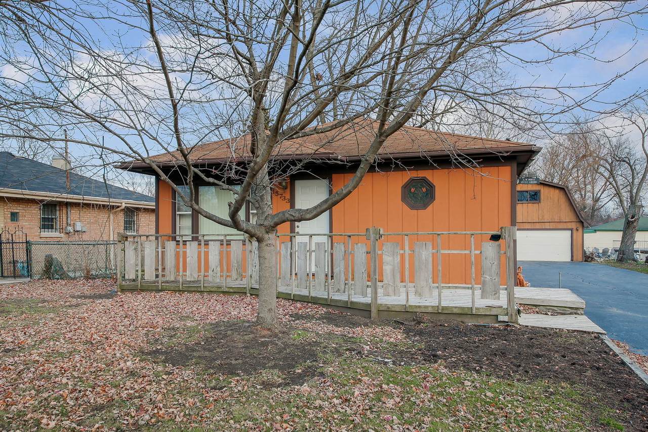 15733 Laramie Avenue - Photo 1