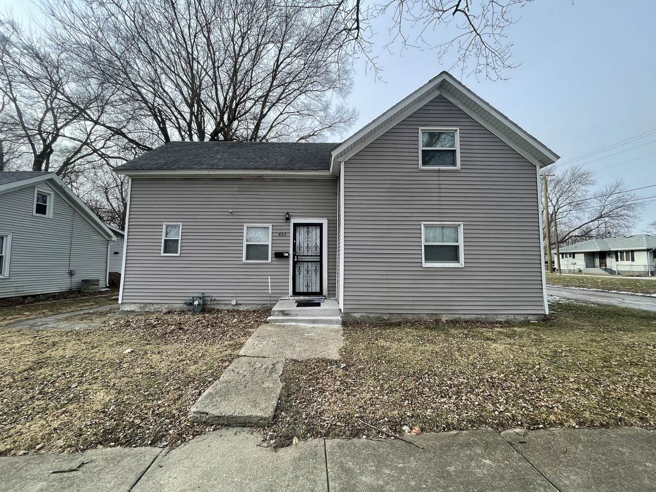 493 N Washington Avenue - Photo 1