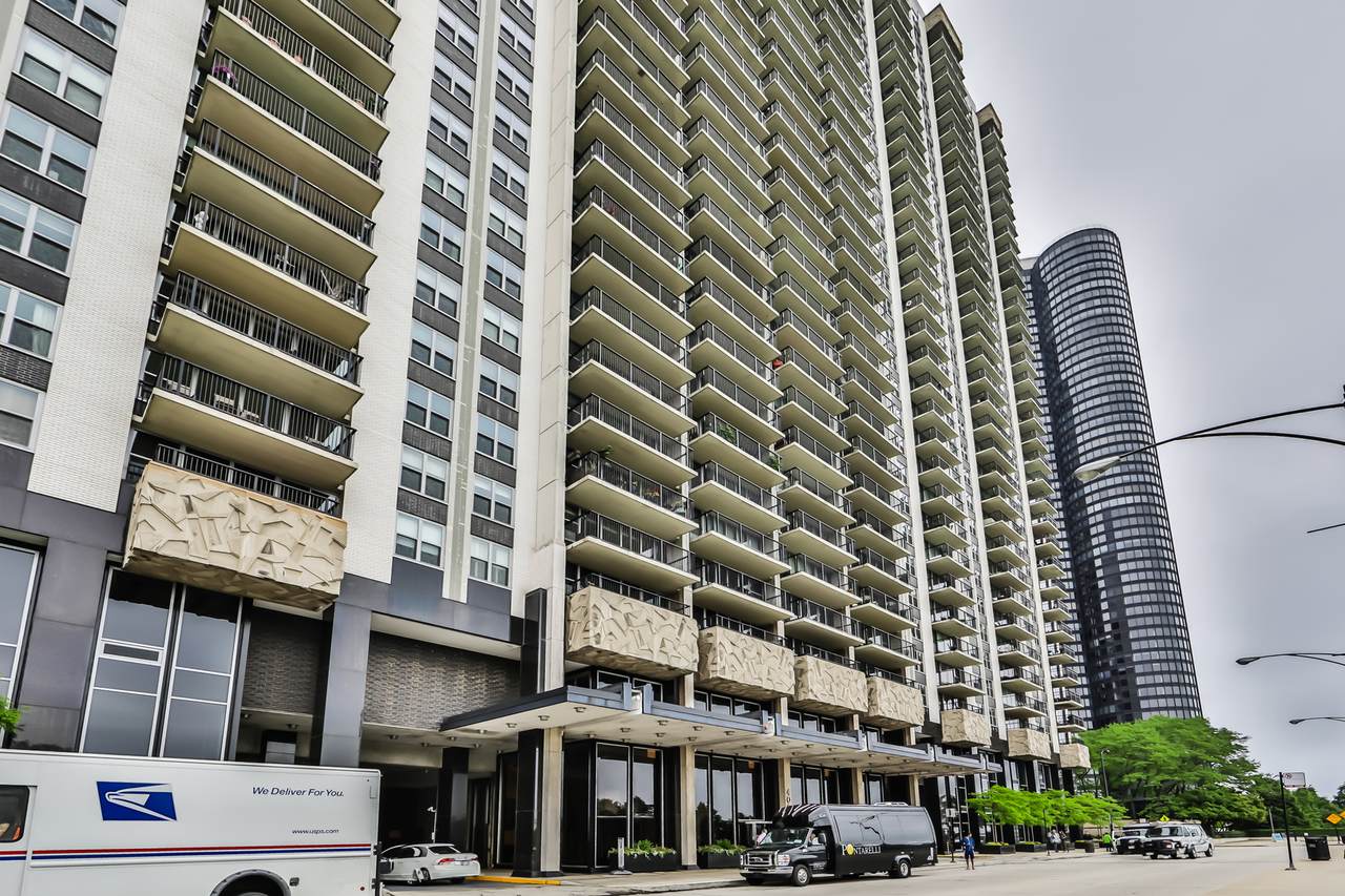 400 Randolph Street - Photo 1