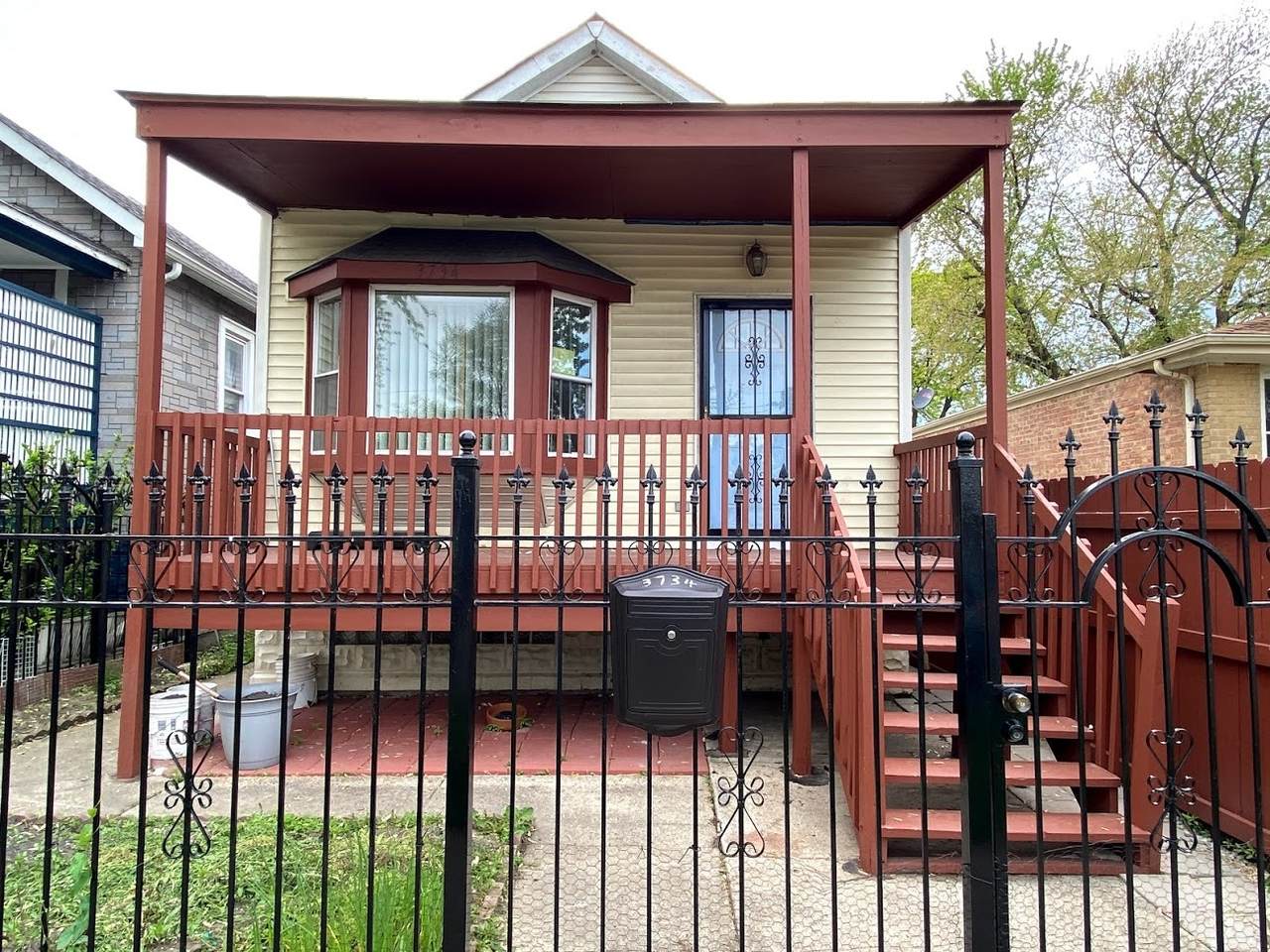 3734 Sacramento Avenue - Photo 1
