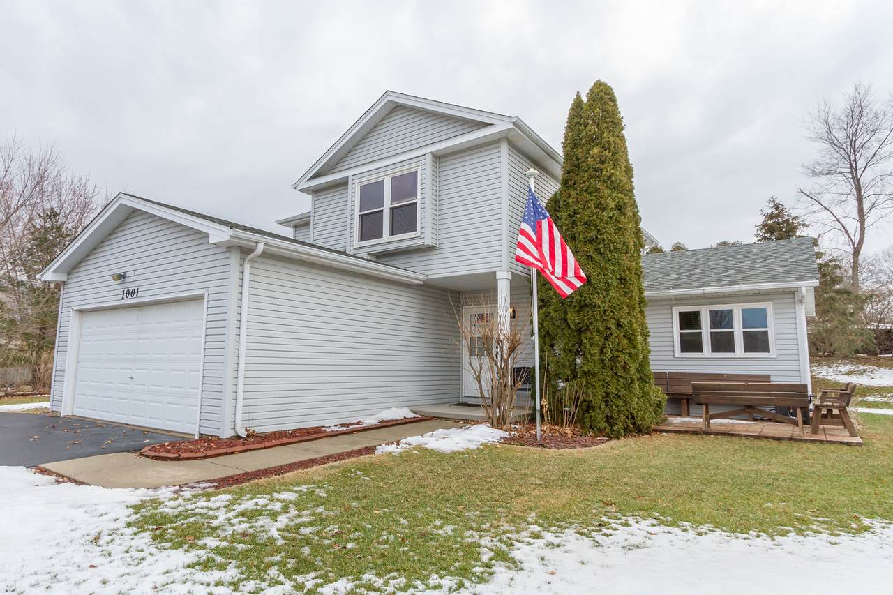 1001 Oak Creek Drive - Photo 1