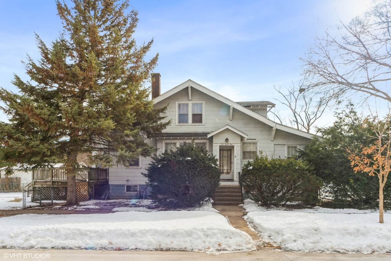 139 Adams Street - Photo 1