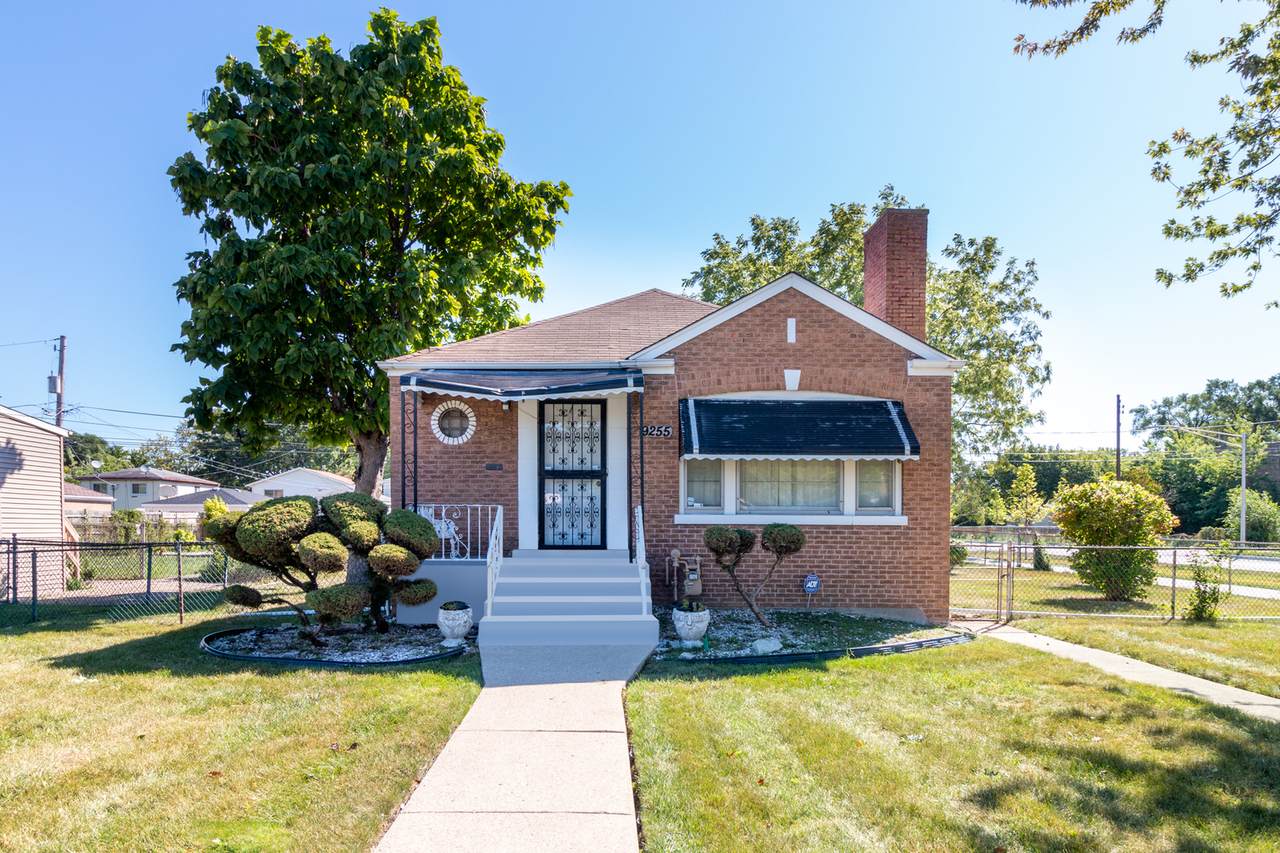 9255 Wentworth Avenue - Photo 1