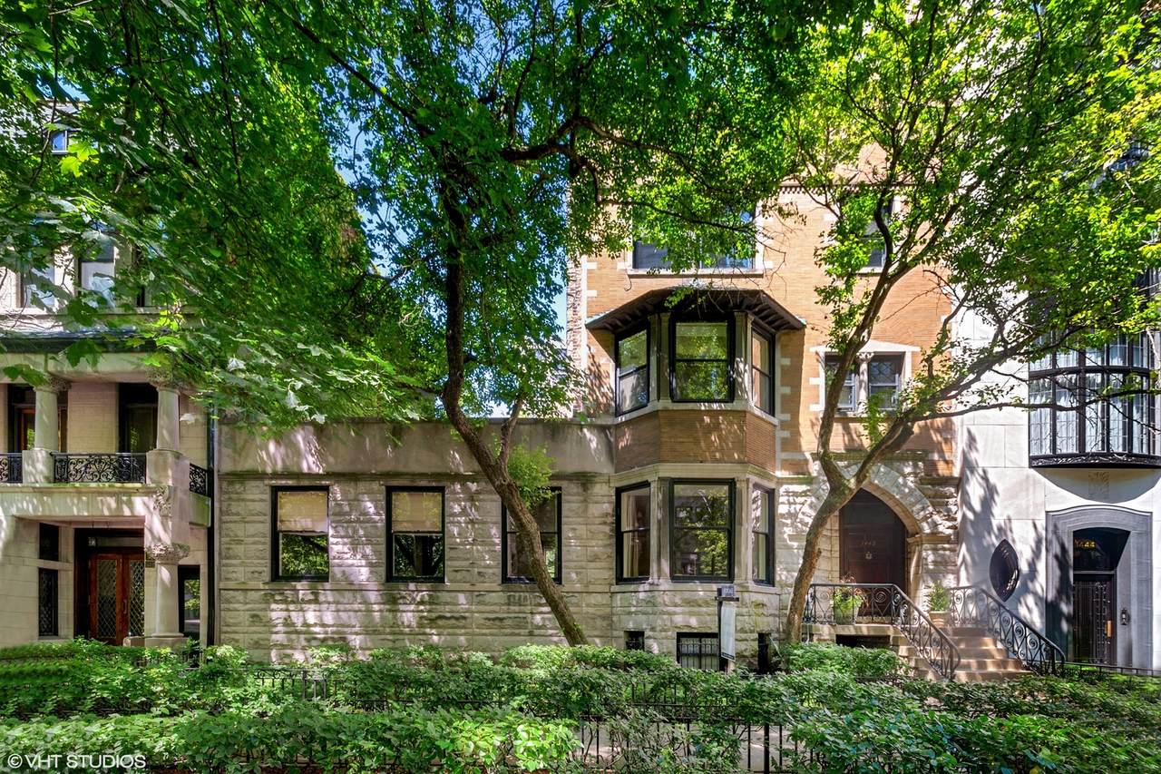 1442 Astor Street - Photo 1