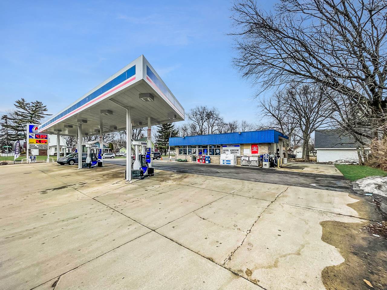 817 State Street - Photo 1