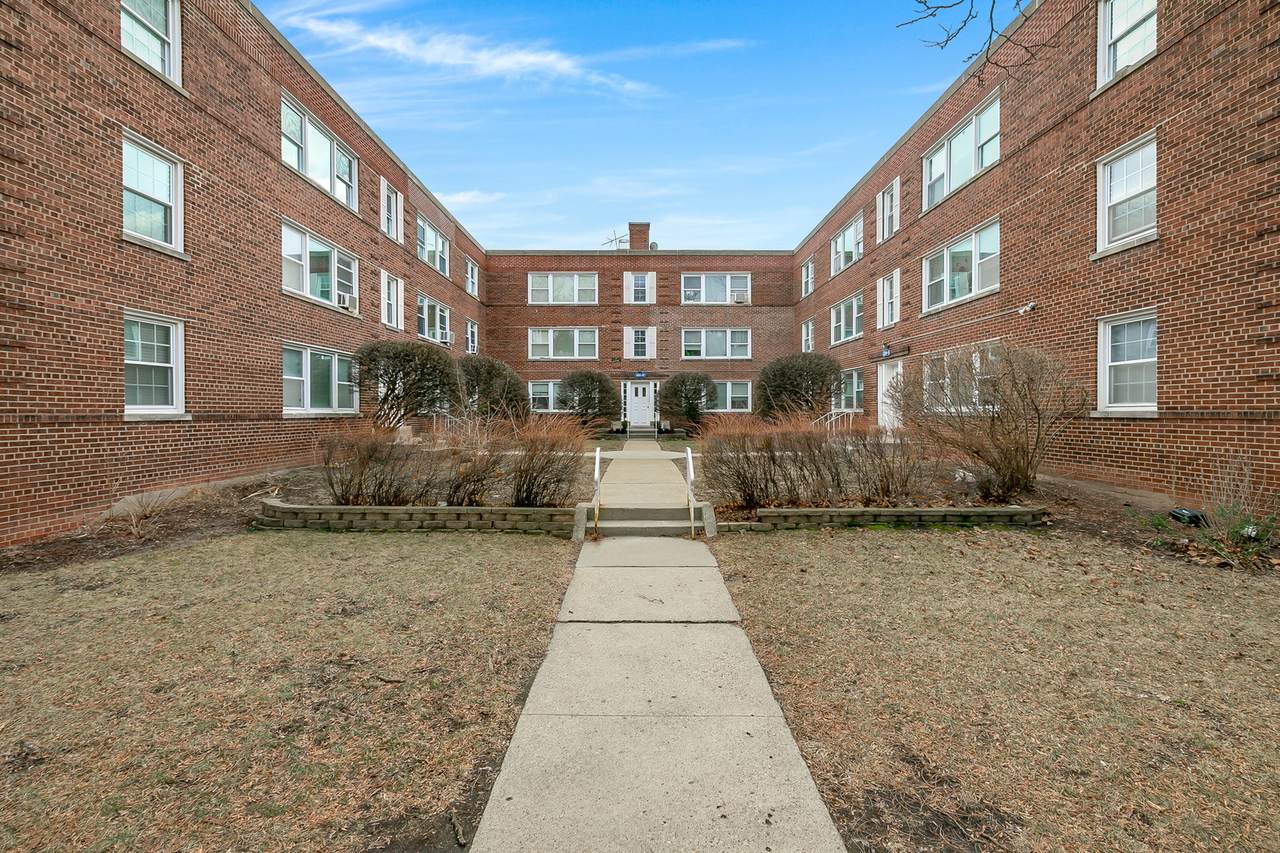 2211 Morse Avenue - Photo 1