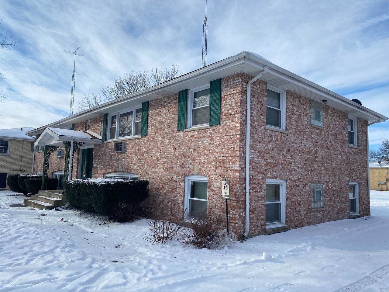 221 Small Avenue - Photo 1