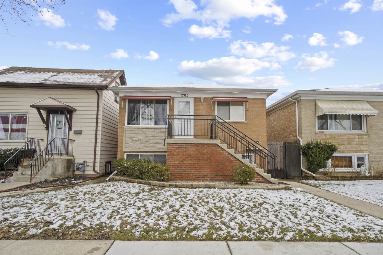 1705 39th Avenue - Photo 1