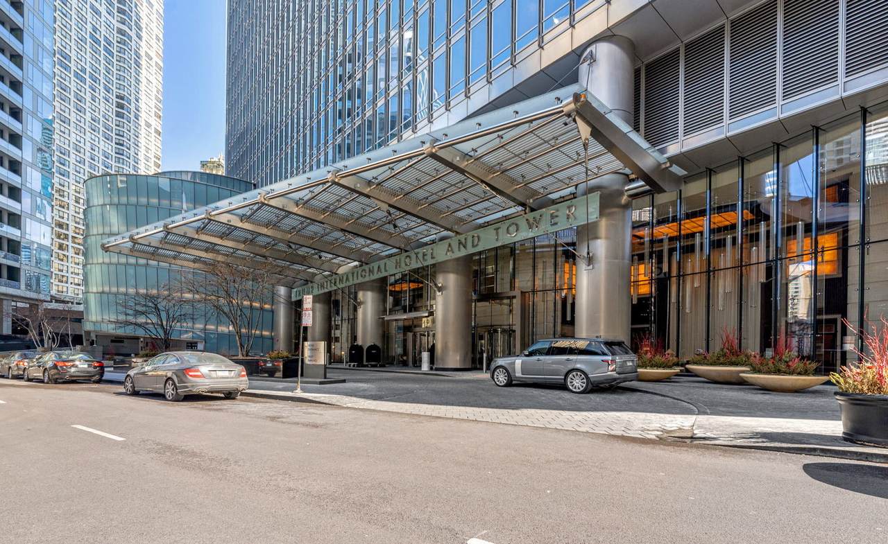 401 Wabash Avenue - Photo 1