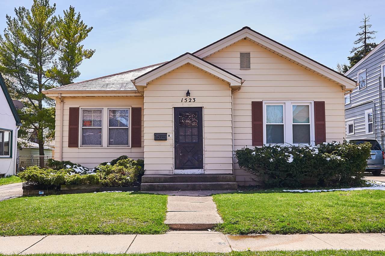 1523 Cornelia Avenue - Photo 1
