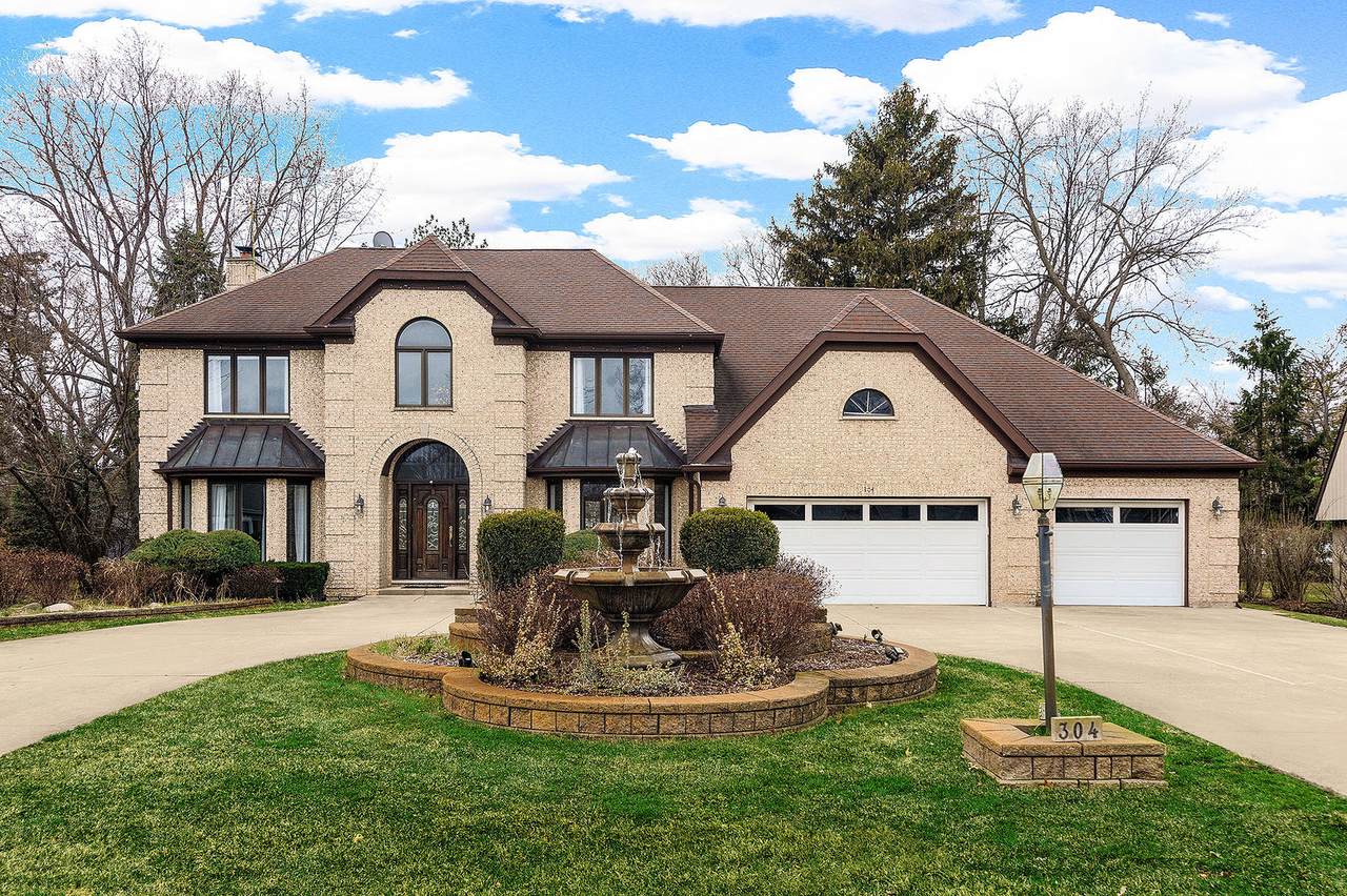 304 Circle Avenue - Photo 1