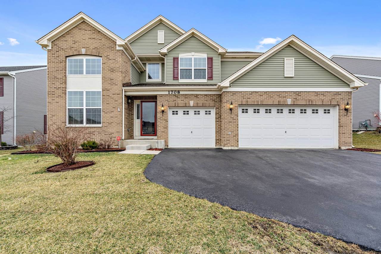 1708 Wentworth Drive - Photo 1