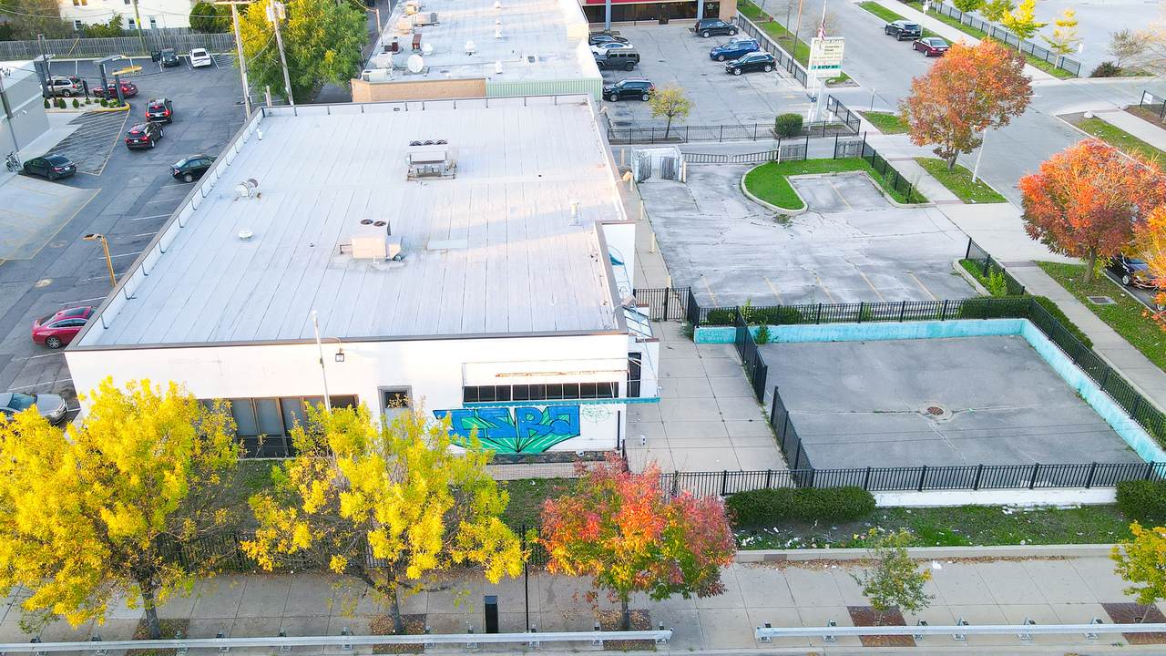 1456 47th Street - Photo 1
