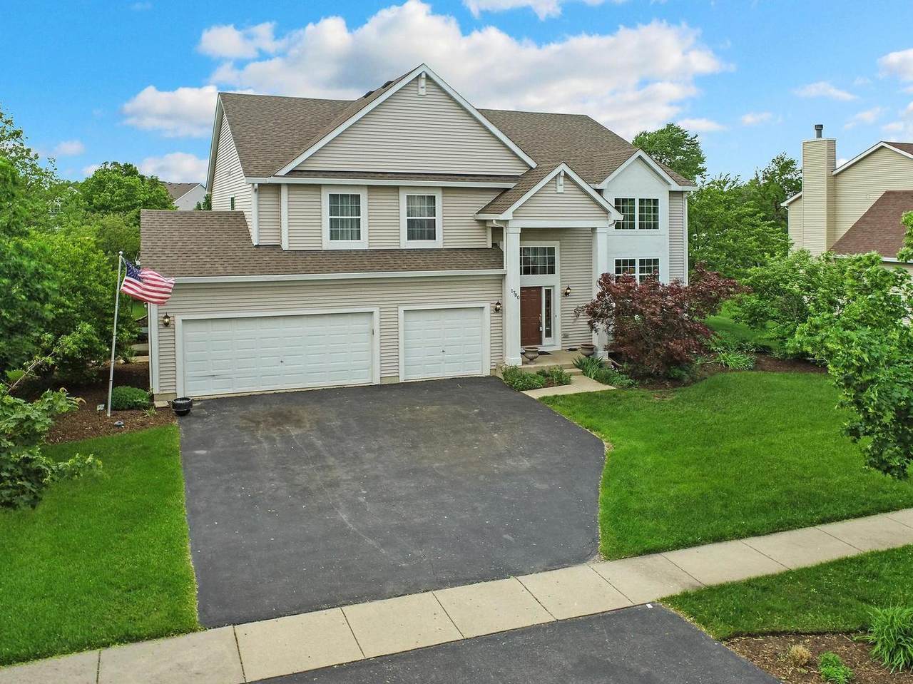1780 Prairie Ridge Circle - Photo 1