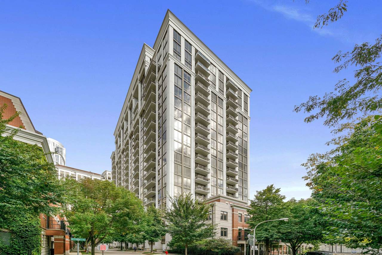 1335 Prairie Avenue - Photo 1