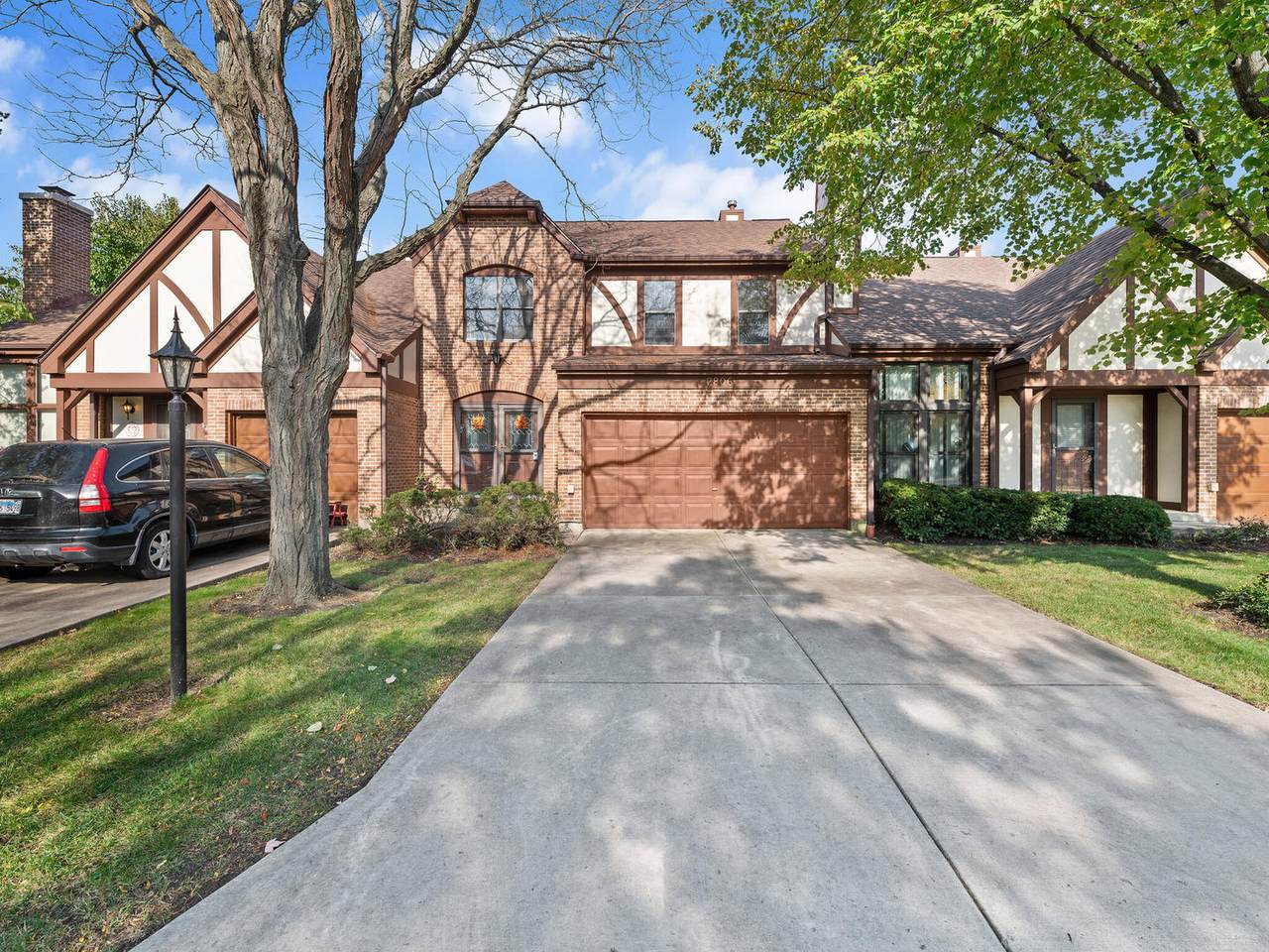 2806 Brighton Court - Photo 1