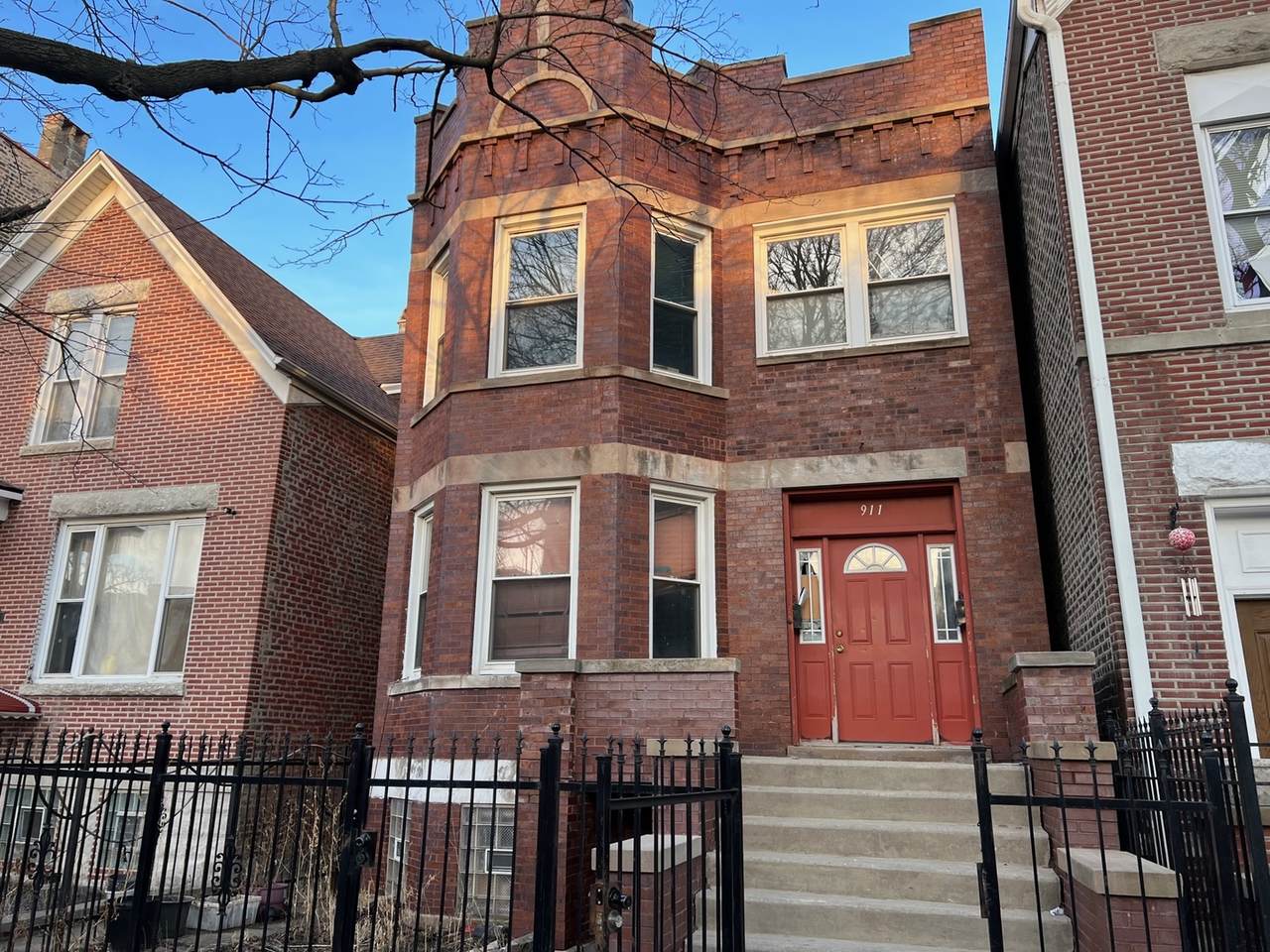 911 Richmond Street - Photo 1